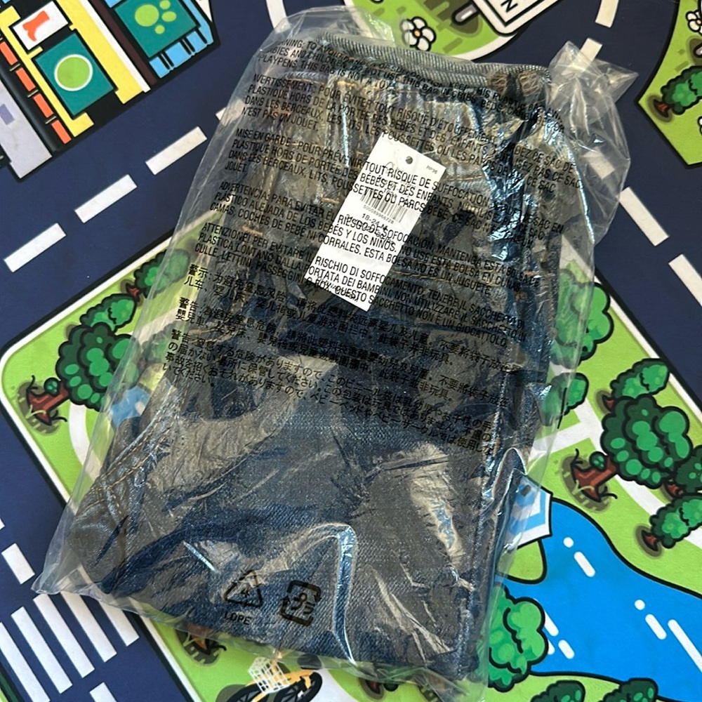 NWT Old Navy Toddler Jeans, 18-24M